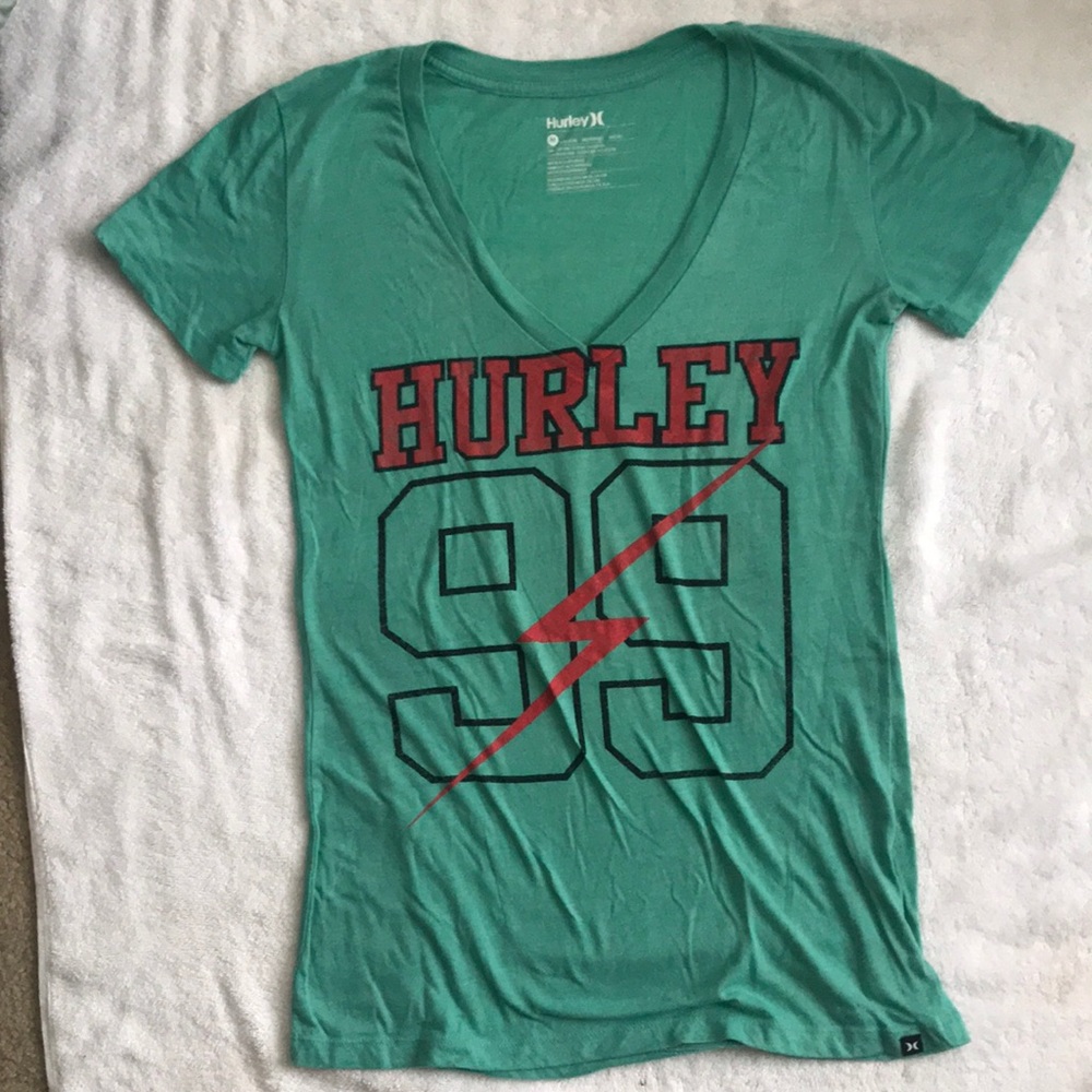 Hurley top